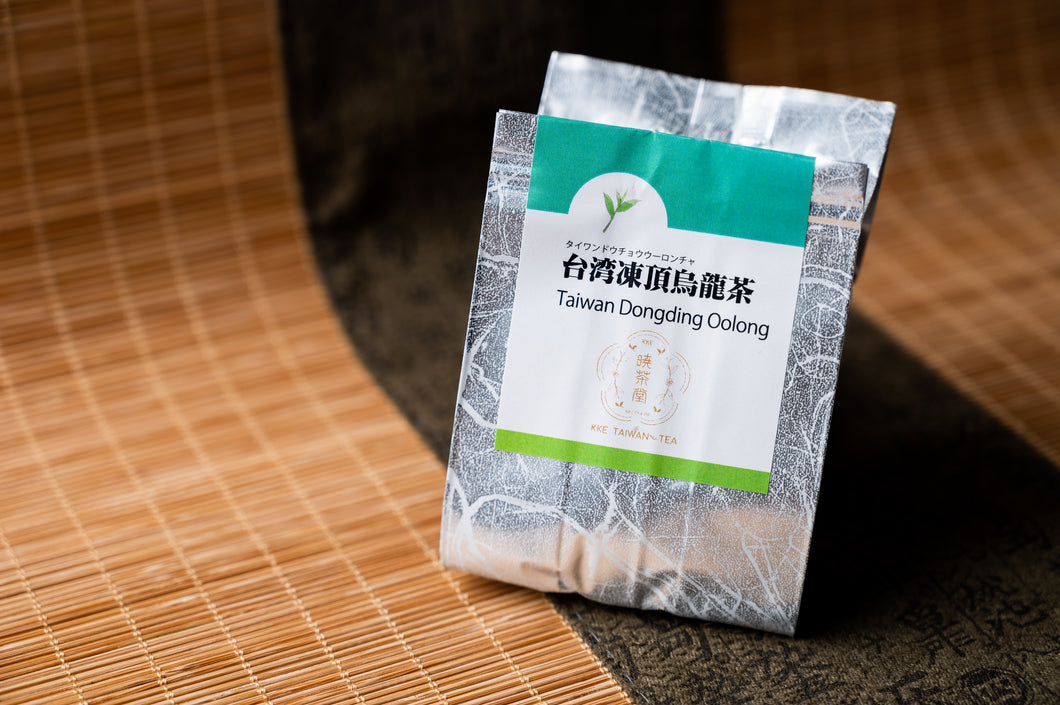 台湾凍頂烏龍茶<br>タイワンドウチョウウーロンチャ<br>Taiwan dongding Oolong Tea